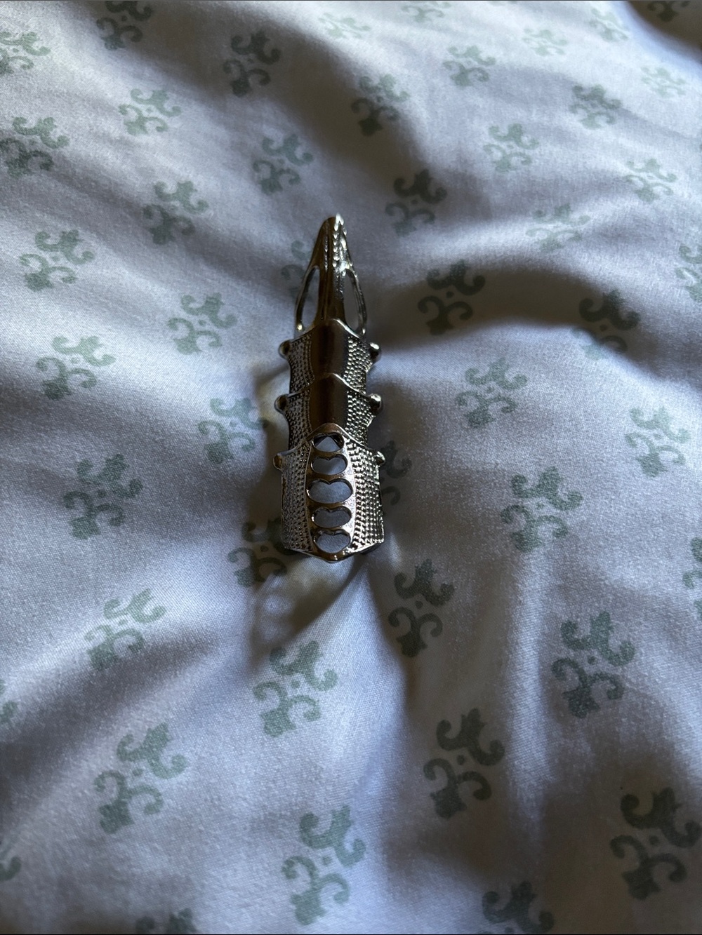 Silver Metal Armor-Style Midi Finger Ring